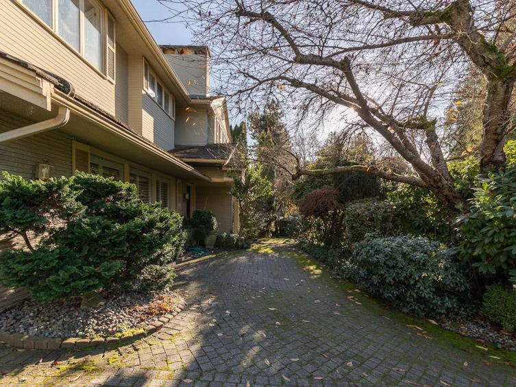 6456 Mackenzie Place, Vancouver, BC, V6N 1H7 - 2