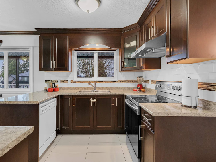 7838 Suncrest Drive, Surrey, BC, V3W 6A9 - 6