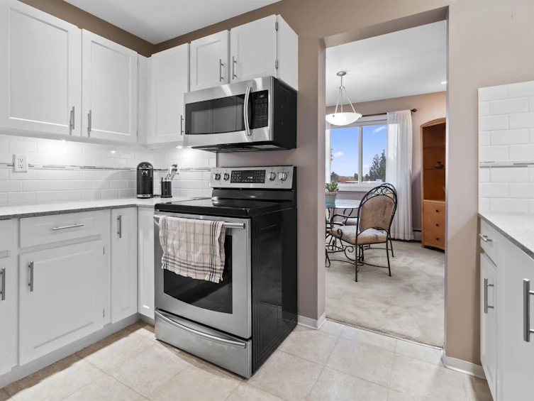 310-10160 Ryan Road, Richmond, BC, V7A 4P9 - 10