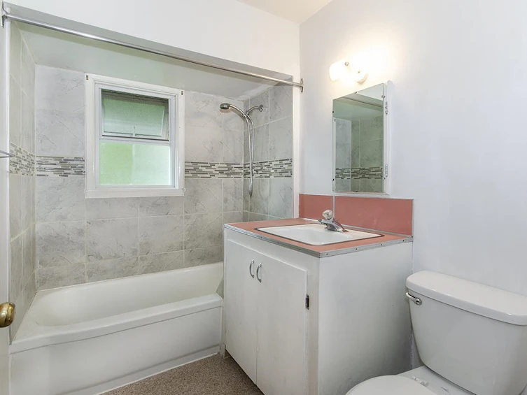 1835 Westview Drive, North Vancouver, BC, V7M 3A7 - 5