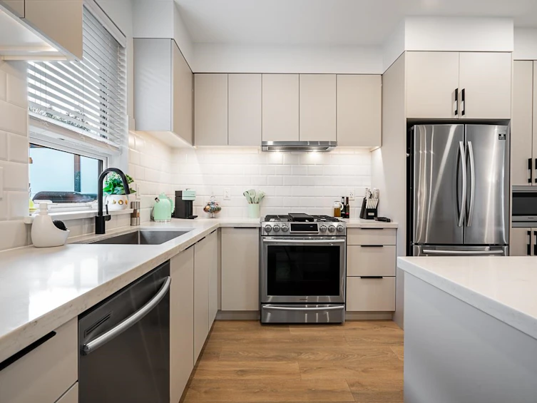 102-3021 St George Street, Port Moody, BC, V3H 0K3 - 7