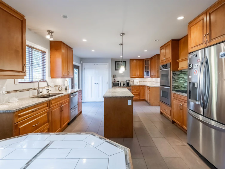 20321 36 Avenue, Langley, BC, V3A 4S8 - 11