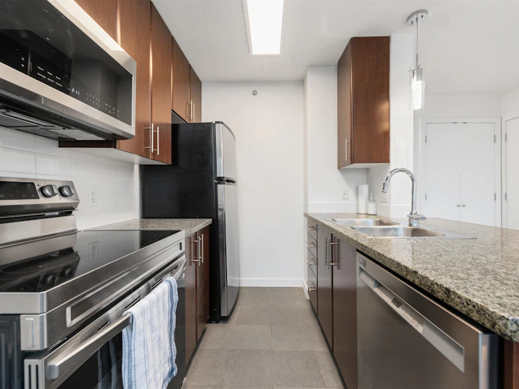 907-688 Abbott Street, Vancouver, BC, V6B 0B9 - 6