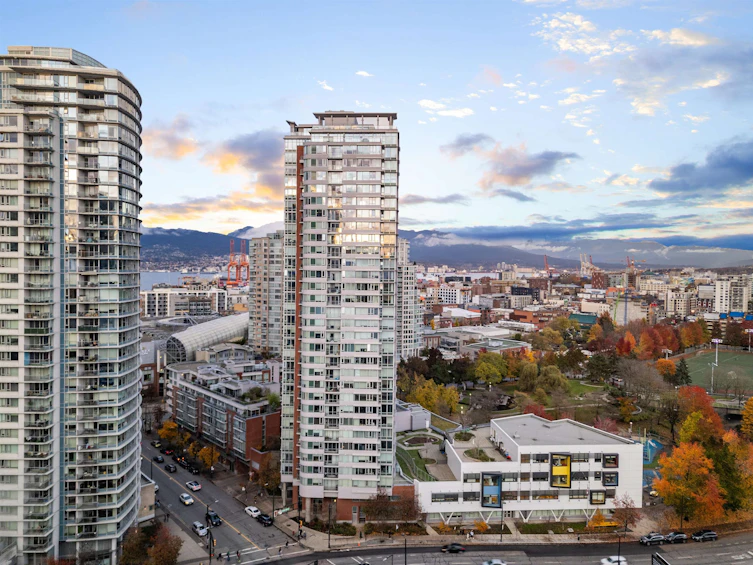 907-688 Abbott Street, Vancouver, BC, V6B 0B9 - 25
