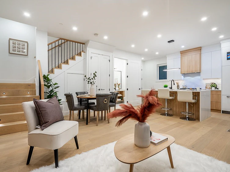 2-2715 E Pender Street, Vancouver, BC, V5K 2B9 - 8