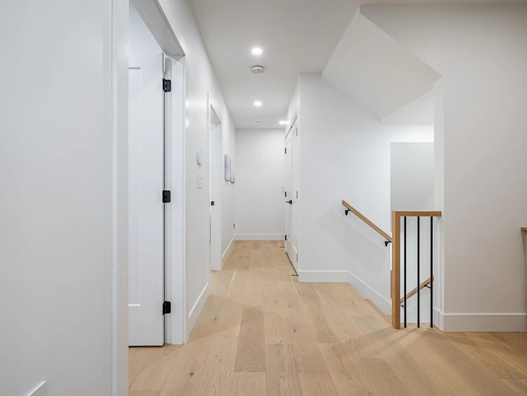 2-2715 E Pender Street, Vancouver, BC, V5K 2B9 - 22