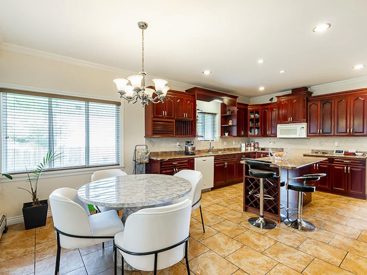 14333 68 Avenue, Surrey, BC, V3W 2H5 - 10