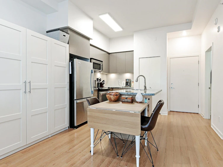 405-6430 194 Street, Surrey, BC, V4N 6J7 - 6