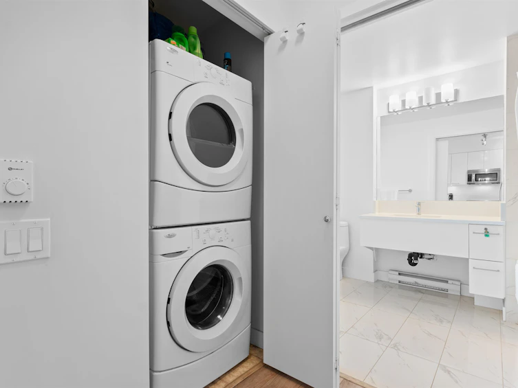 307-1201 W 16th Street, North Vancouver, BC, V7P 1R5 - 13
