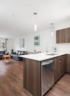 133 7088 14th Avenue