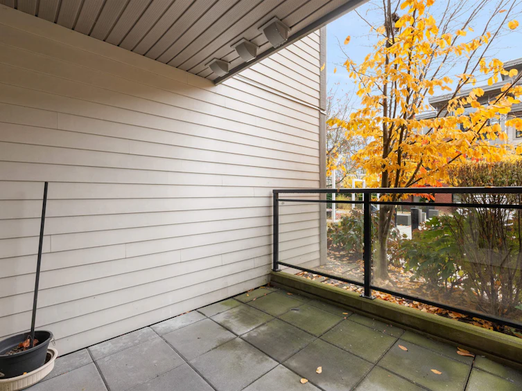 133-7088 14th Avenue, Burnaby, BC, V3N 0E7 - 14