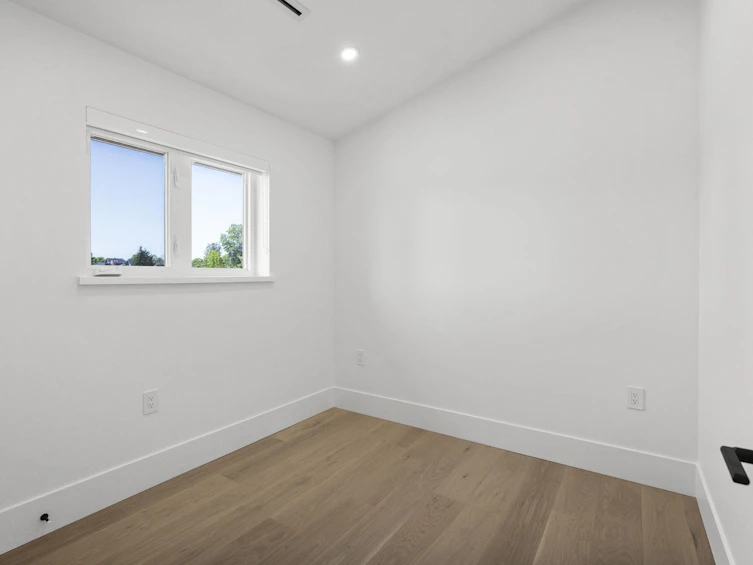 2338 E 4th Avenue, Vancouver, BC, V5N 1L1 - 14