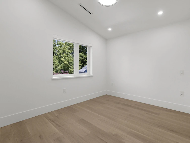 2340 E 4th Avenue, Vancouver, BC, V5N 1L1 - 11