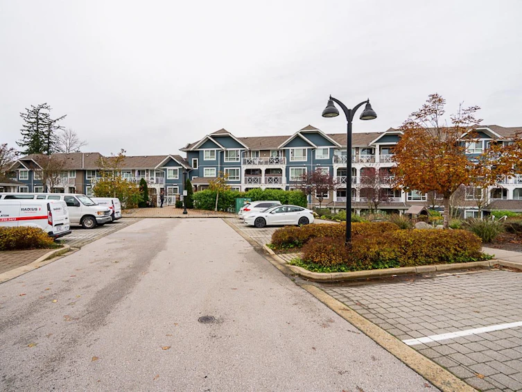 206-16380 64 Avenue, Surrey, BC, V3S 6X6 - 3