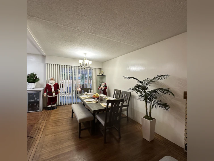 2541 Austin Avenue, Coquitlam, BC, V3K 3S2 - 8