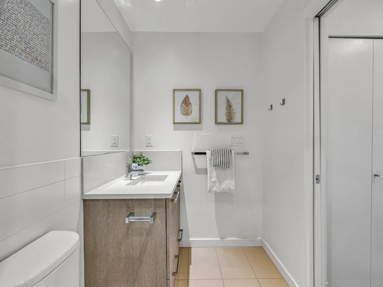 702-983 E Hastings Street, Vancouver, BC, V6A 0G9 - 20