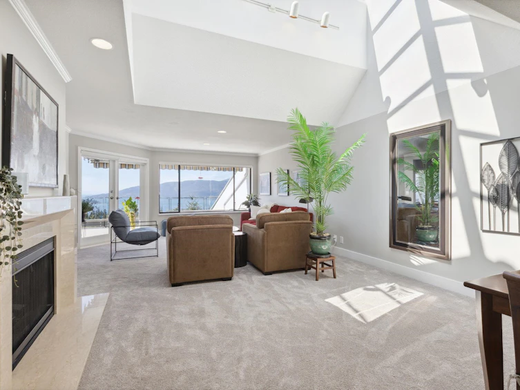 5307 Aspen Drive, West Vancouver, BC, V7W 3C8 - 2