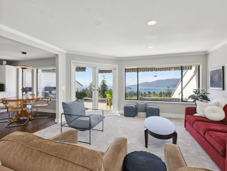 5307 Aspen Drive, West Vancouver, BC, V7W 3C8 - 3