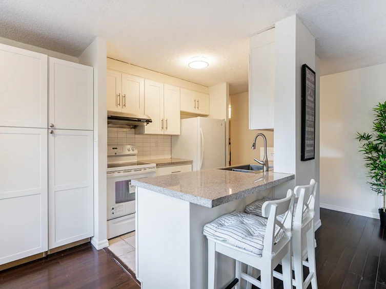 206-620 Seventh Avenue, New Westminster, BC, V3M 5T6 - 7