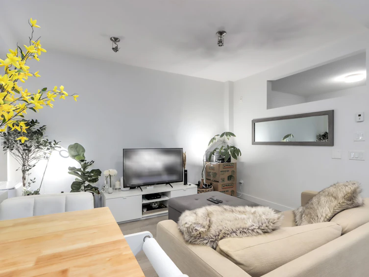 216-723 W 3rd Street, North Vancouver, BC, V7M 0E4 - 3