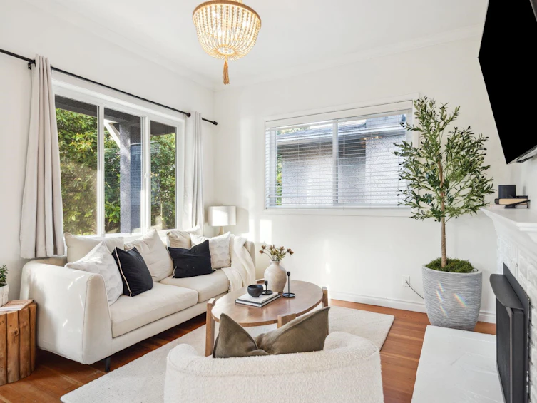 20 Sea Avenue, Burnaby, BC, V5B 3W6 - 5