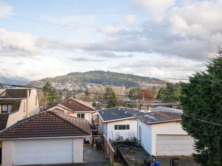 20 Sea Avenue, Burnaby, BC, V5B 3W6 - 38
