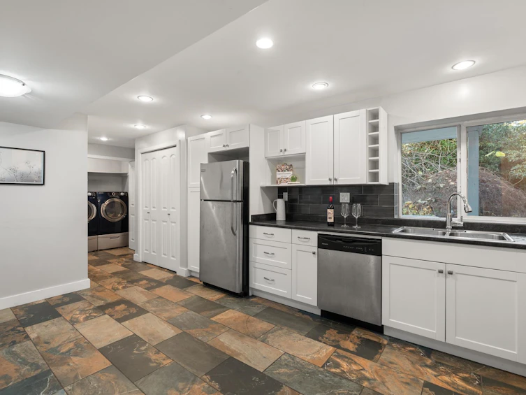 8604 Sunbury Place, Delta, BC, V4C 3Y7 - 27