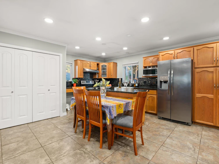 8604 Sunbury Place, Delta, BC, V4C 3Y7 - 10