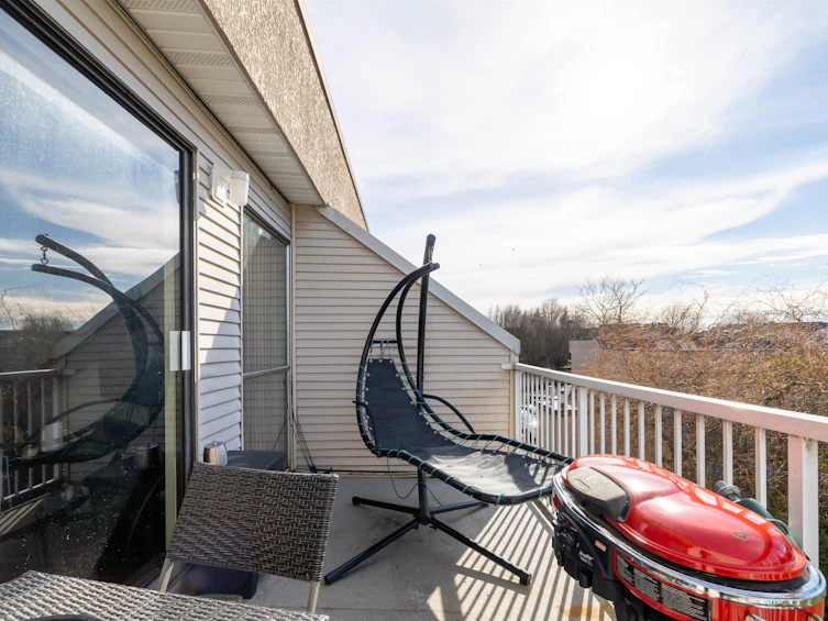 74-17712 60 Avenue, Surrey, BC, V3S 1V2 - 17