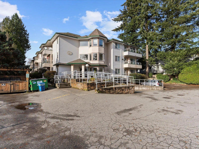 102 - 3063 Immel Street, Abbotsford BC V2S 4L3