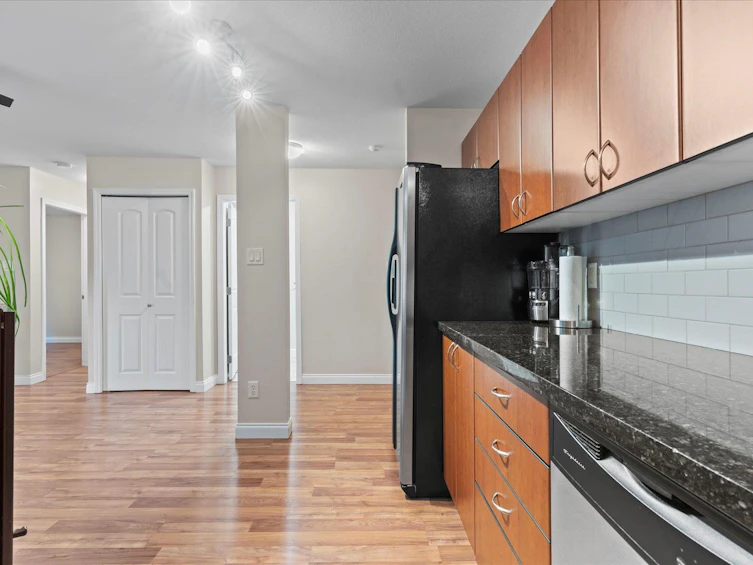 102-3063 Immel Street, Abbotsford, BC, V2S 4L3 - 5