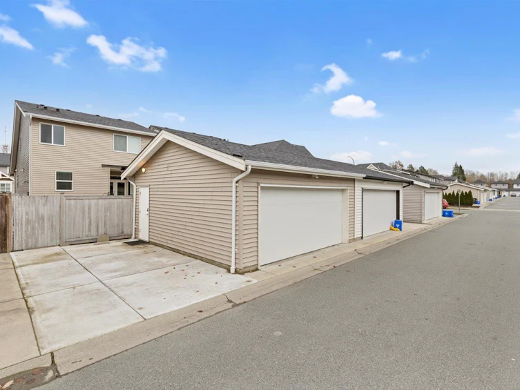 27076 35b Avenue, Langley, BC, V4W 0C3 - 27