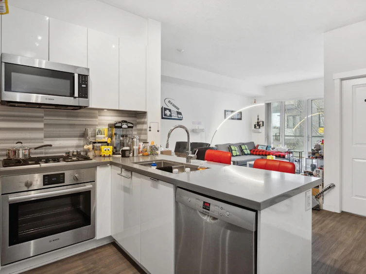 309-3162 Riverwalk Avenue, Vancouver, BC, V5S 0B7 - 7