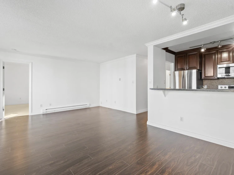 1805-4353 Halifax Street, Burnaby, BC, V5C 5Z4 - 4