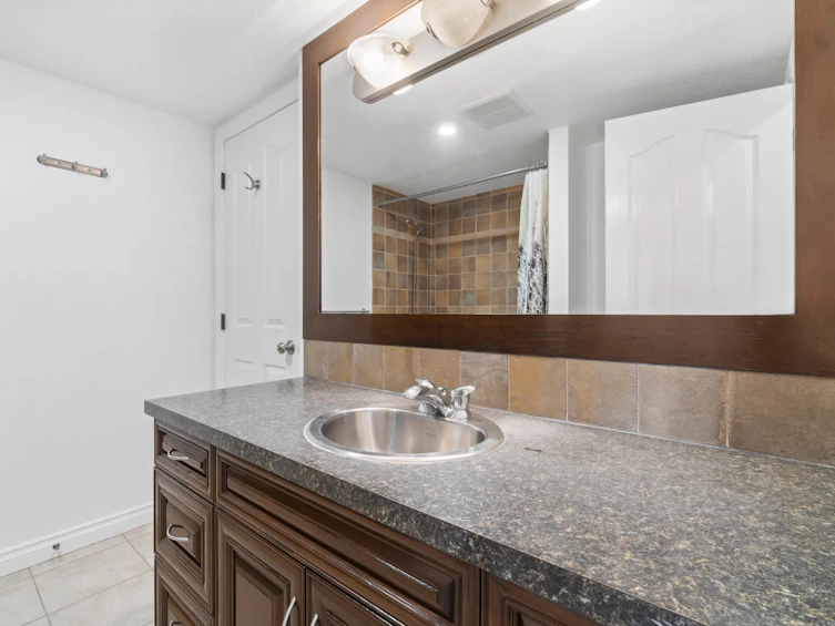 1805-4353 Halifax Street, Burnaby, BC, V5C 5Z4 - 13