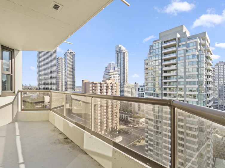 1805-4353 Halifax Street, Burnaby, BC, V5C 5Z4 - 17