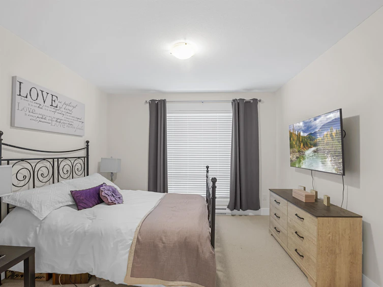 59-16433 19 Avenue, Surrey, BC, V3Z 0Z1 - 19
