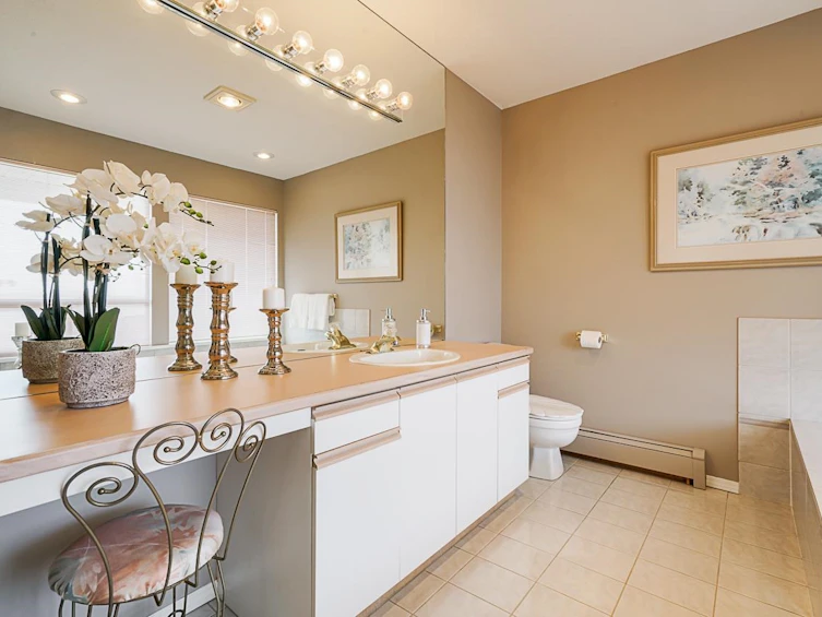 15452 Victoria Avenue, Surrey, BC, V4B 1H3 - 17