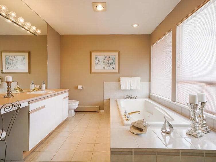 15452 Victoria Avenue, Surrey, BC, V4B 1H3 - 18