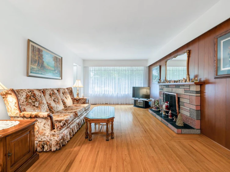 6349 Dumfries Street, Vancouver, BC, V5P 3B5 - 2
