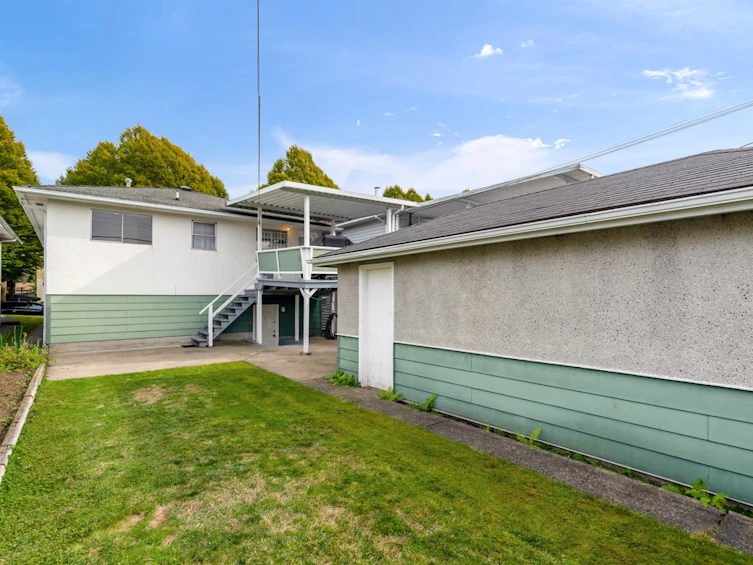6349 Dumfries Street, Vancouver, BC, V5P 3B5 - 27