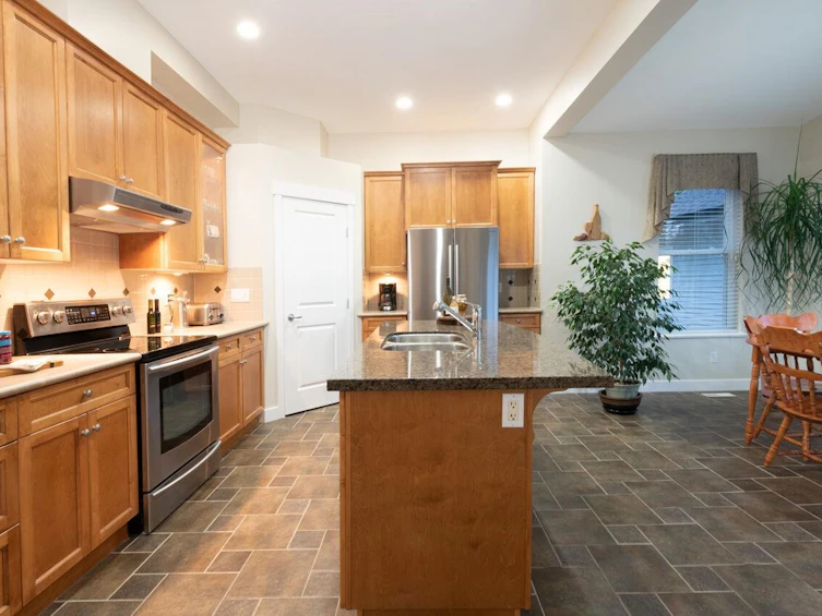64 Maple Drive, Port Moody, BC, V3H 0A7 - 11