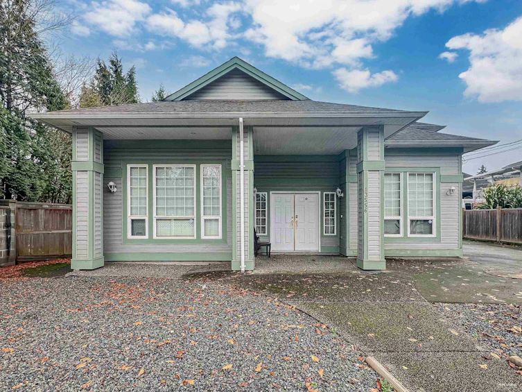 13556 64 Avenue, Surrey, BC, V3W 1Y3