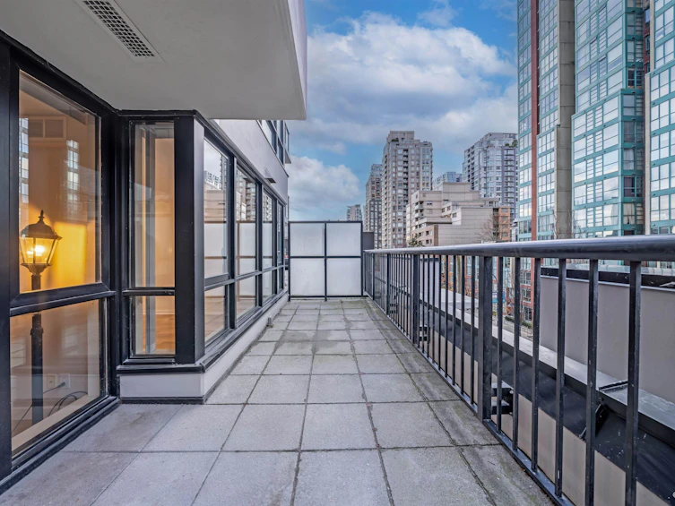 402-928 Homer Street, Vancouver, BC, V6B 1T7 - 12