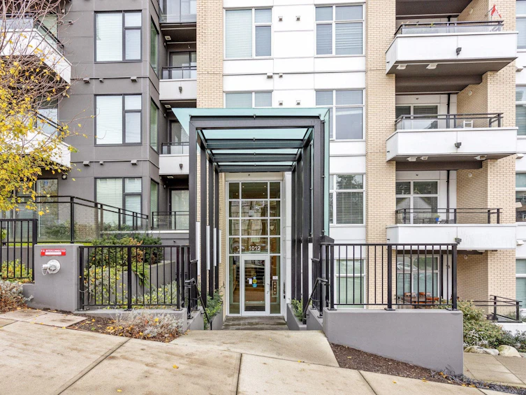 201-1012 Auckland Street, New Westminster, BC, V3M 0M3 - 2