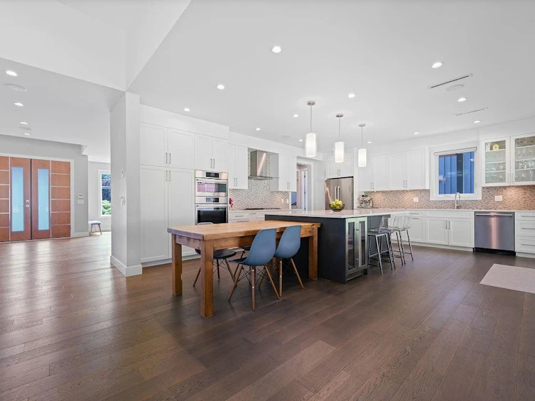 1572 Coleman Street, North Vancouver, BC, V7K 1W8 - 9