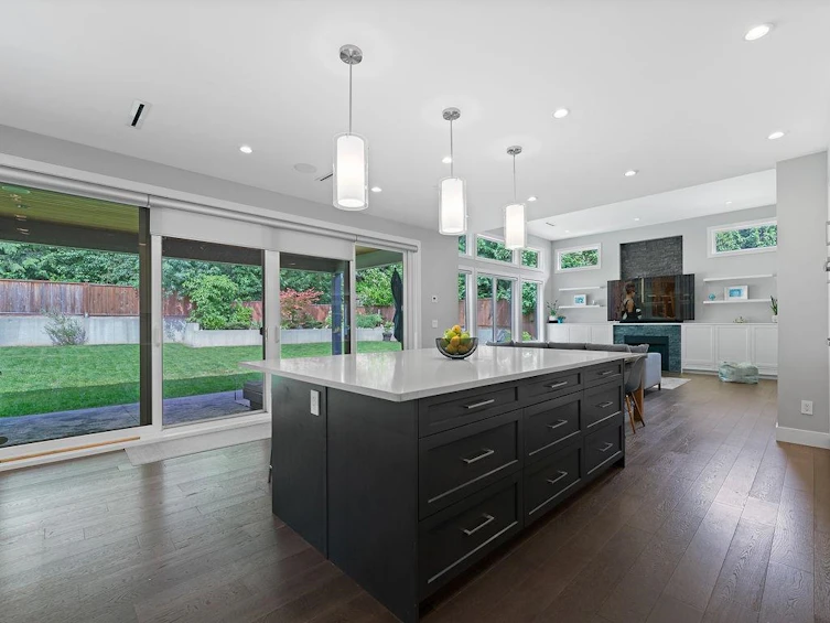 1572 Coleman Street, North Vancouver, BC, V7K 1W8 - 13