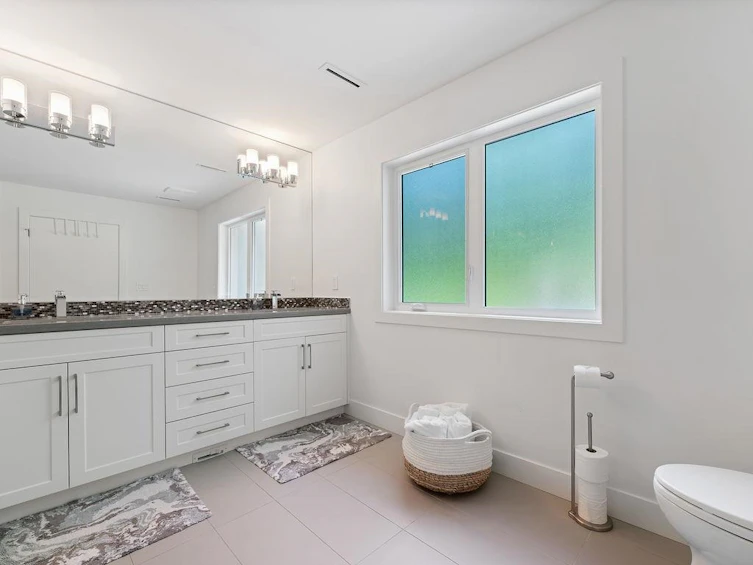 1572 Coleman Street, North Vancouver, BC, V7K 1W8 - 26