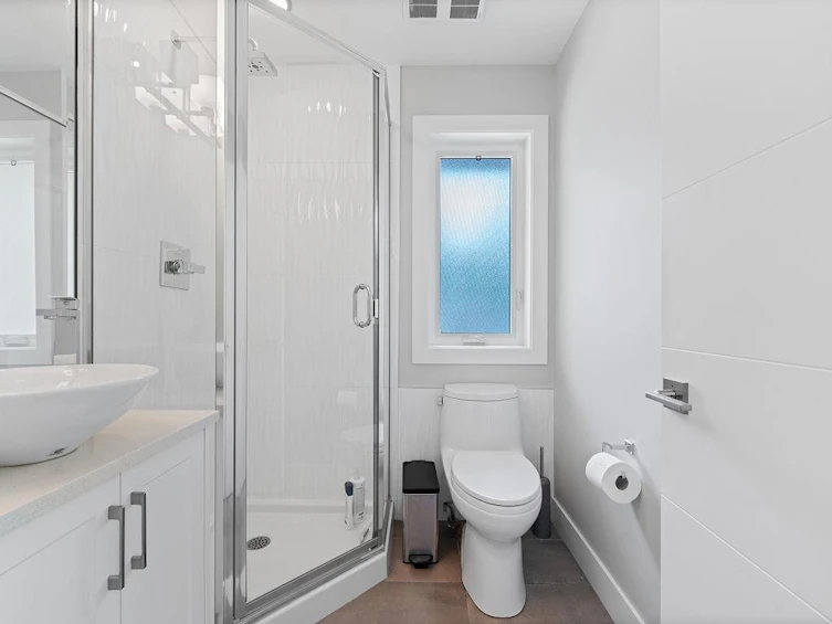 1572 Coleman Street, North Vancouver, BC, V7K 1W8 - 34