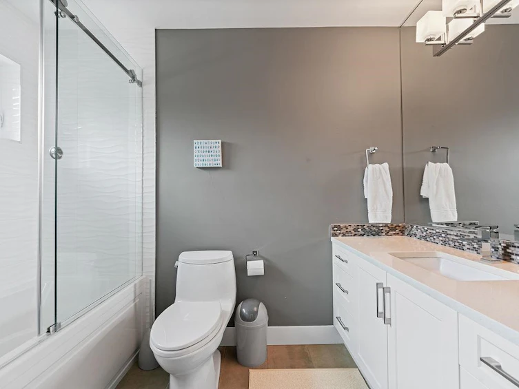 1572 Coleman Street, North Vancouver, BC, V7K 1W8 - 35